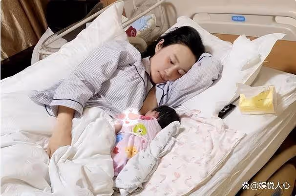 張紀中老婆凌晨3點想吃羊肉串!全家半夜飛新疆,把杜星霖寵上天