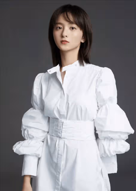 網友猜測萬茜老公出軌對象疑似厲嘉琪,女方發聲明:請停止造謠