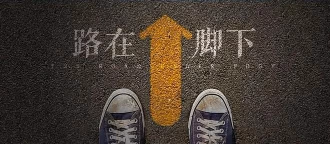 回顧北大碩士棄百萬年薪選擇出家,父母苦勸無果後,一起搬入寺廟