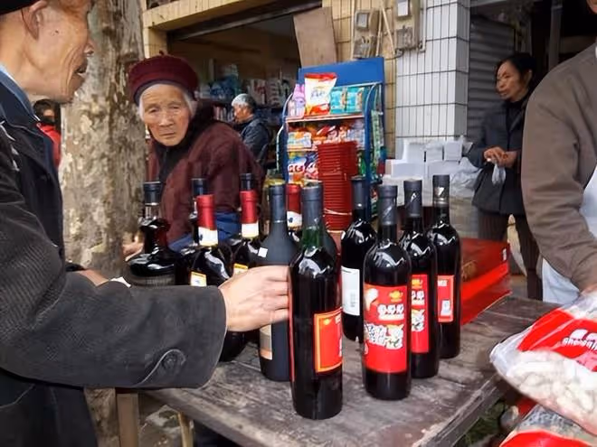 2014年,煤老闆砸6億在荒漠種葡萄,被嘲人傻錢多,如今怎樣了