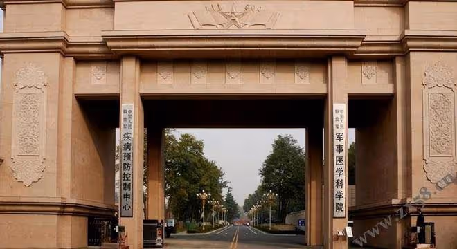 女英雄陳薇，結婚30年沒做家務，丈夫：做家務是對她才能的浪費