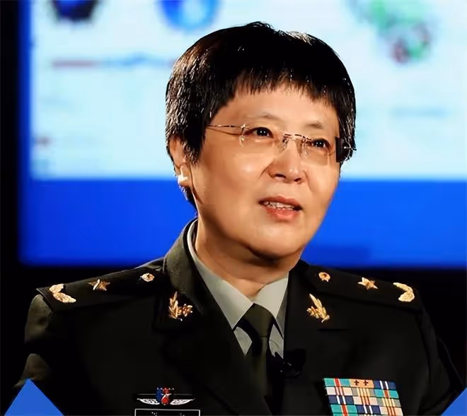 女英雄陳薇，結婚30年沒做家務，丈夫：做家務是對她才能的浪費
