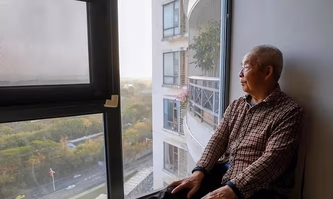 回顧他70歲,到女兒家養老,女婿連點12天外賣後醒悟是我不懂事了