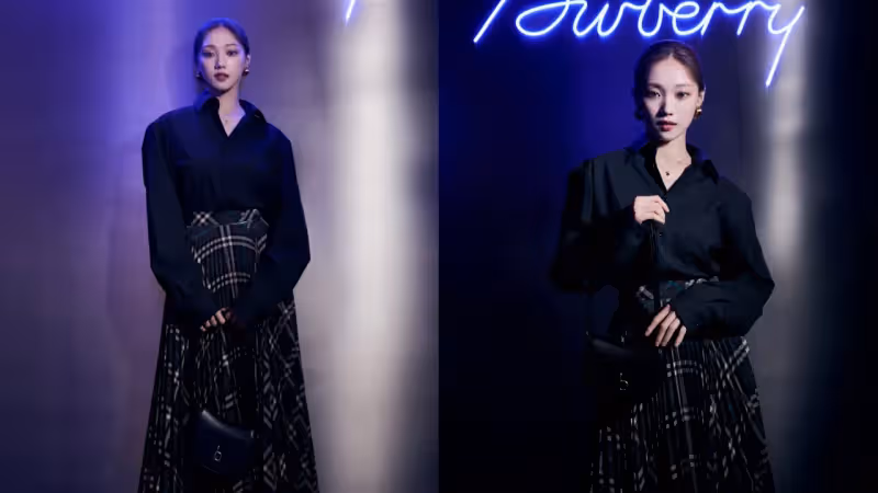 BURBERRY香港開起騎士酒吧　李聖經拎美包與吳慷仁來朝聖
