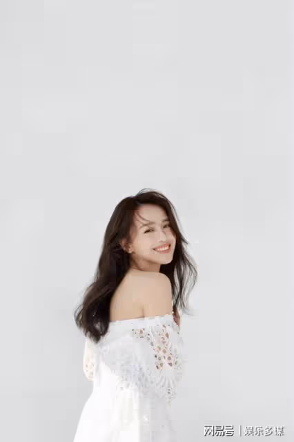北京衛視迎來一部諜戰大片!兩個女演員都很美,看到男主熬夜追劇