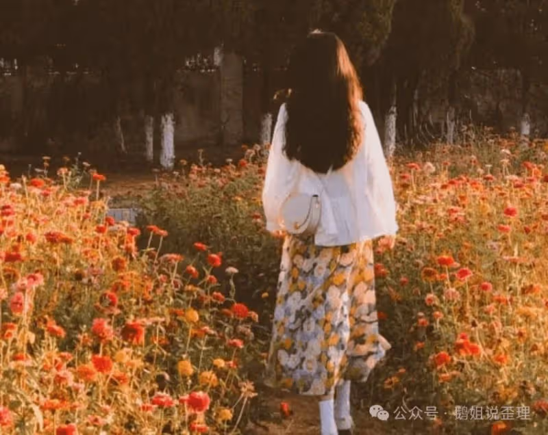 小姑失戀後「住我家2年」白吃白喝，一趕她老公就生氣！我氣到離家出走自己跑去住旅館，7天後回家拿換洗衣物「打開門愣住了」