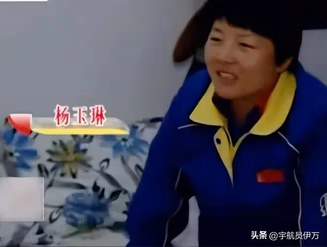 湖北美女攜癱瘓丈夫和女兒嫁鄰居,丈夫從中牽線!如今成人生贏家