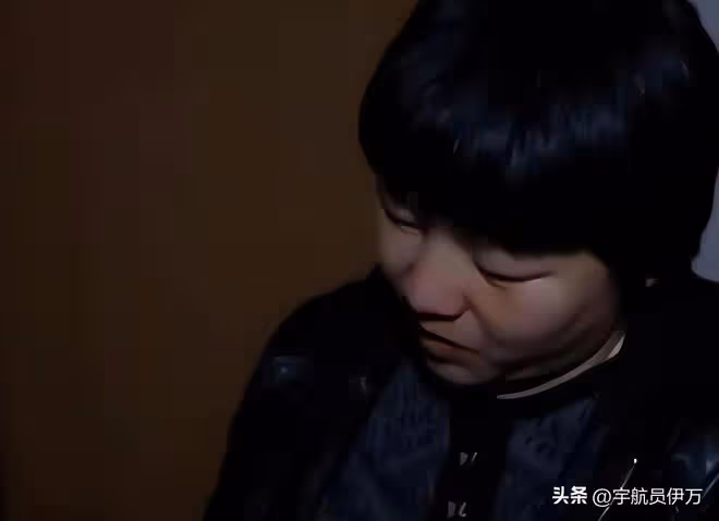 湖北美女攜癱瘓丈夫和女兒嫁鄰居,丈夫從中牽線!如今成人生贏家