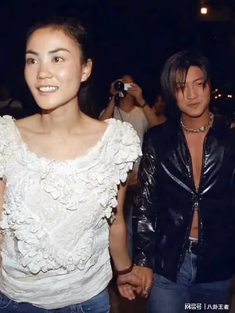 謝霆鋒算什麼男人?為何如此執著於王菲?張柏芝放棄3億贏撫養權