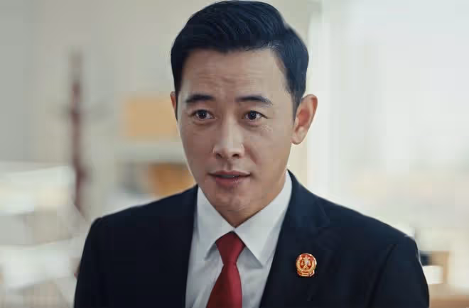 《執行法官》直到楚雲父親身份曝光,穆子風還不知,自己抱錯大腿