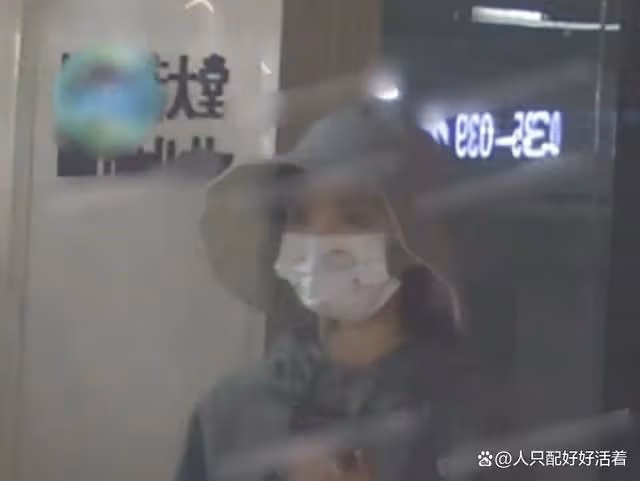 萬茜婚姻風波:老公疑深夜酒店密會美女,網友直呼「瓜太大」