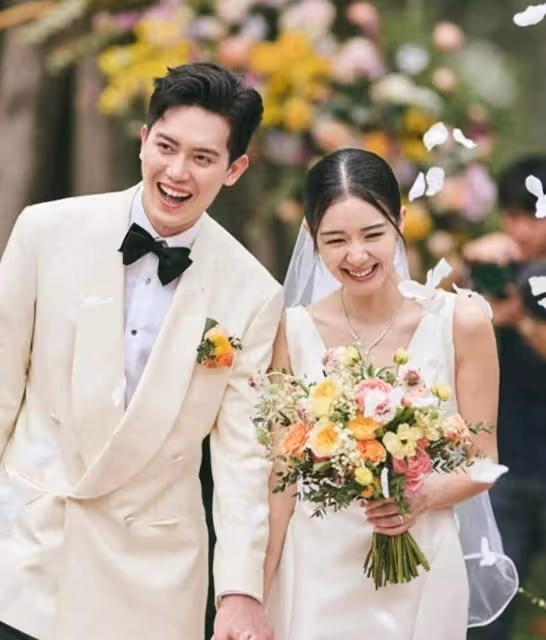 婚後首次夫妻檔接商演！前港姐公開埋怨機師老公：造人時間不配合
