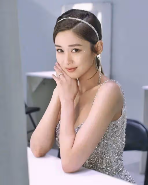 TVB前甜美花旦宣布復出,曾被批演技差,但路人緣極佳,還被質疑整容
