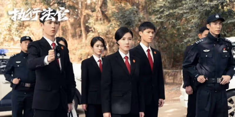 《執行法官》:看懂馬文駿是保護傘,才明白齊麟輪崗執行局,是個陰謀
