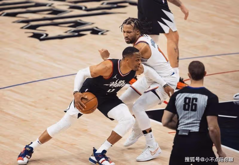 1年400萬美元,被迫重返快船!NBA退步最快球星,你已經很難奪冠