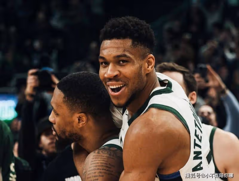 2.4億美元+1.7億美元,一手好牌卻被打爛!NBA超級豪門果然重建了