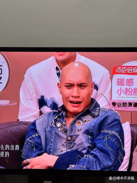 《歌手》第八期:黃宣淘汰,汪蘇瀧哭了,網友稱節目賽制太折磨人