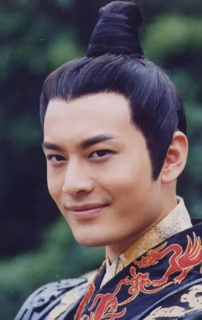 離開baby後，黃曉明再也不油膩了！