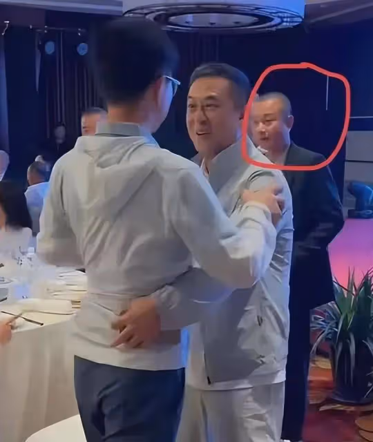 王寶強參加大佬聚會！穿高爾夫球裝變精英，和葛優王志文同台競技