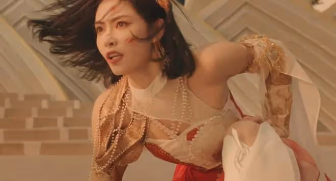 斗羅大陸2：李小冉演比比東，胡列娜比千仞雪還美，他是童年男神