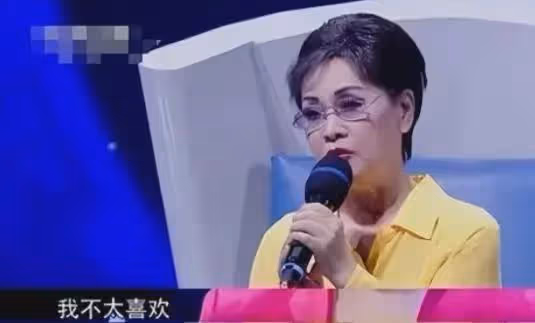 事實證明,曾被李谷一說「崇洋媚外」的尚雯婕,已走上另一條大道