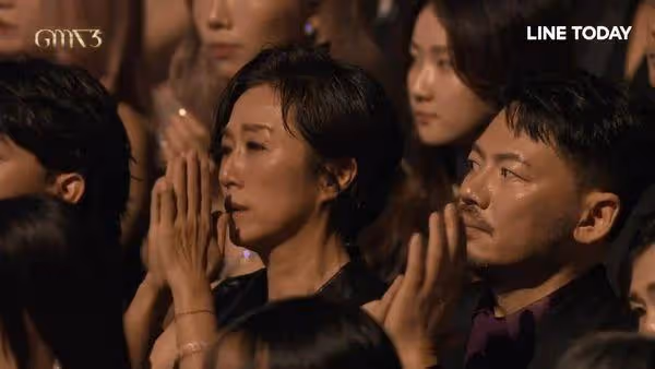 金曲獎/萬芳連唱4金曲致敬鄭華娟! 唱到最後1首…黃韻玲台下淚崩