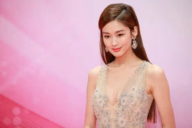 39歲TVB女星宣布復出拍戲,不介意性感演出,婚後曾多次抗拒拍吻戲