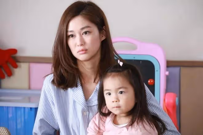39歲TVB女星宣布復出拍戲，不介意性感演出，婚後曾多次抗拒拍吻戲