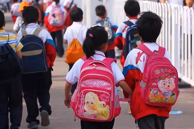 回顧6歲女孩被拐3年又被賣,14年秘密尋親成功後,將養父告上法庭