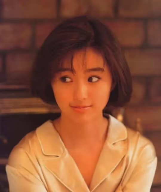 酒井法子：從初戀女神到「萬人罵」，她被渣男丈夫毀了下半生
