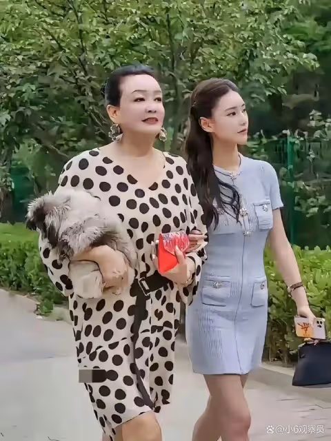 汪小菲等10年都沒吃上大S剝的蝦,馬筱梅親自剝蝦給他吃