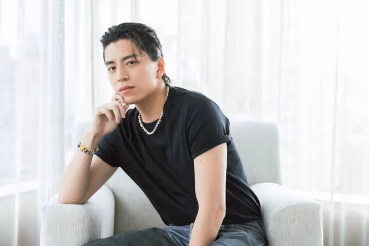 王大陸自提9年前喇舌事件　重回裸泳地嗨喊：我人生最高峰的時候