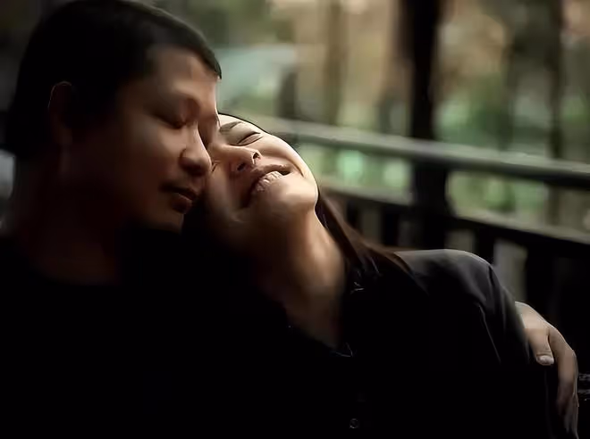 姚晨曬11歲兒子近照,土豆越長越像爸爸曹郁,父子倆似複製粘貼