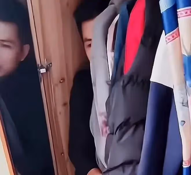 山東一男子發現老婆出軌,躲衣櫃偷看5小時,半夜走出釀慘劇