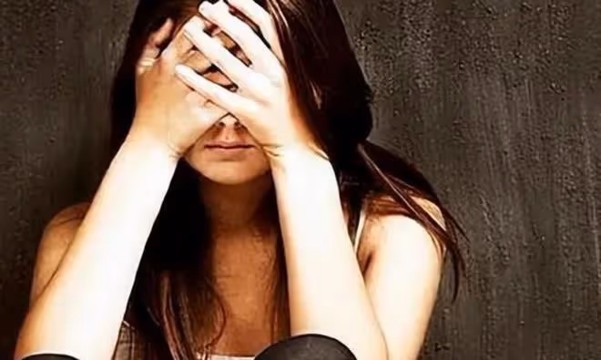 回顧：18歲女生與兩男子發生關係身亡，家屬索賠80萬：她太疼了
