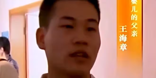 回顧醫生宣告早產兒夭折,護士隨手丟垃圾桶,家屬崩潰孩子還在動