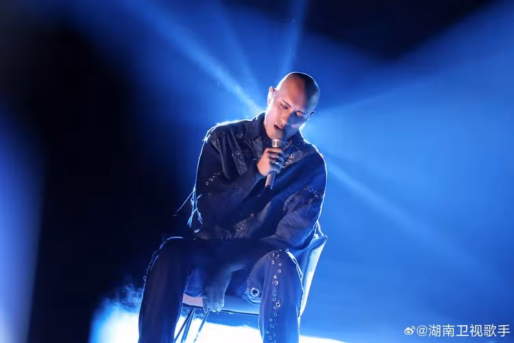 黃宣《歌手》排名墊底達人喊「冤案」　網憂「被逼表態潮」捲土重來