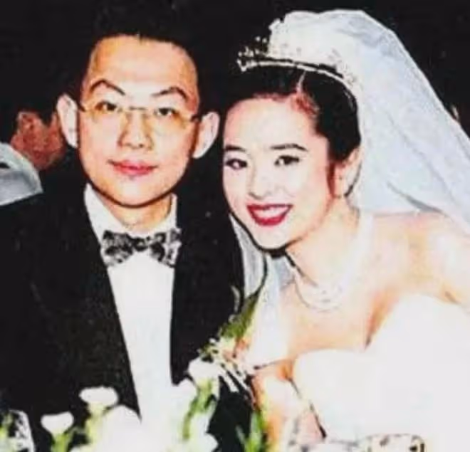 拒絕林志穎，17歲火遍亞洲，22歲巔峰時嫁入豪門，從此跌入谷底