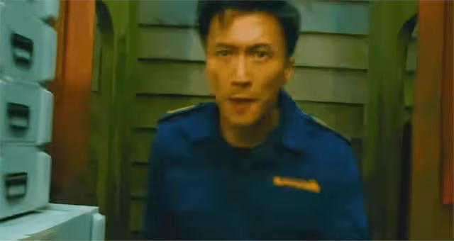 港片活了?謝霆鋒加歌神,《海關戰線》夏日爆紅!
