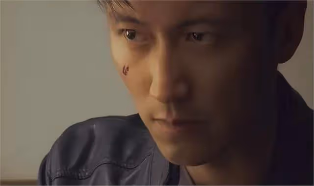 港片活了?謝霆鋒加歌神,《海關戰線》夏日爆紅!