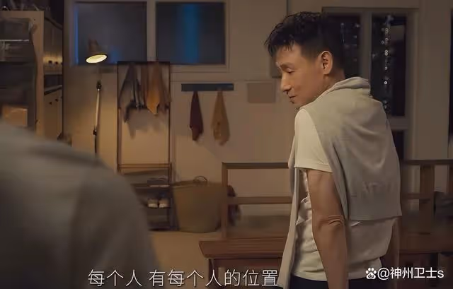 《海關戰線》票房日冠！謝霆鋒用實力說話，資本被「啪啪」打臉啦