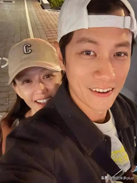 陳喬恩曬早6開工自拍,美顏開到五官模糊,新劇戴假髮包變網紅臉
