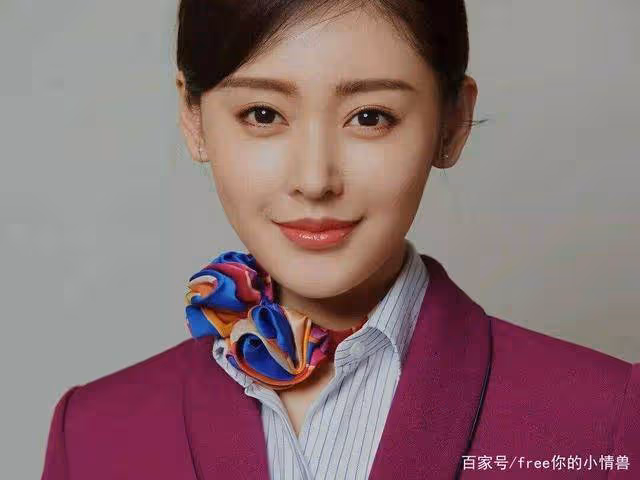同樣穿「空姐服」,把劉亦菲關曉彤等人放在一起看,差別就出來了