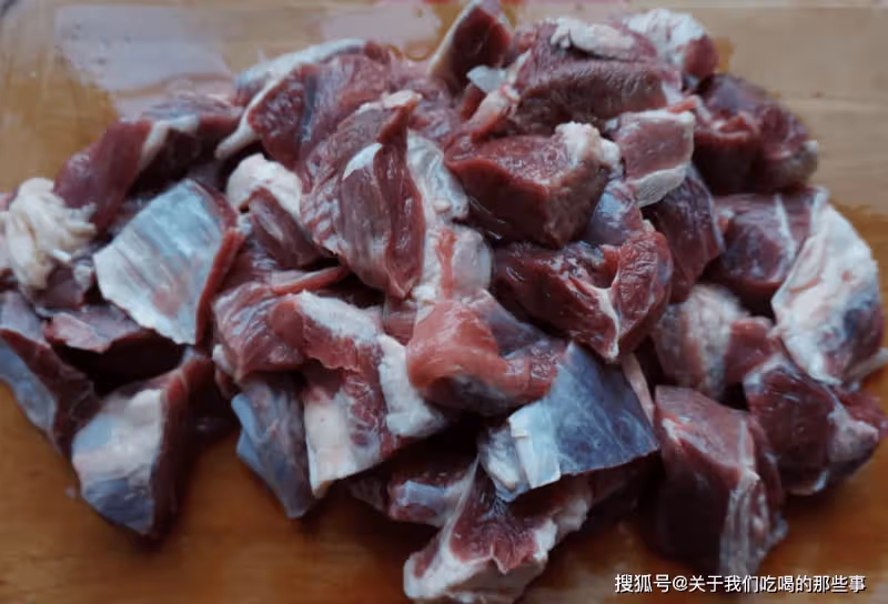 燉牛肉怎麼做更好吃?做好4個關鍵步驟,牛肉軟爛香濃,不腥不柴
