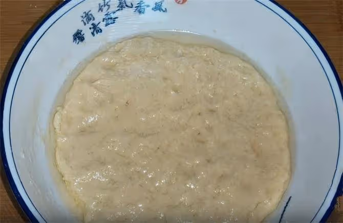 最簡單實用麵包做法,記住2個關鍵點,不用揉出膜,保證柔軟拉絲