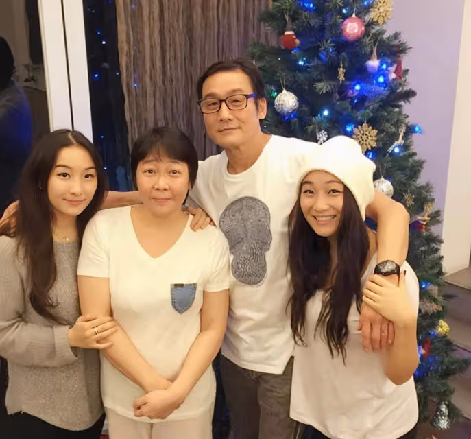 恭喜！梁家輝宣布女兒懷孕多月臨盆在即，將如願升級做外公