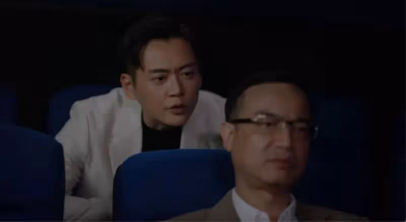 恭喜，TVB老戲骨獲雙學士學位，眾星到賀，更成為大學榮譽院士
