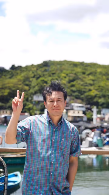 太牛了！張頌文罕發自拍，一件95年襯衣引熱議，陳法蓉忍不住點贊