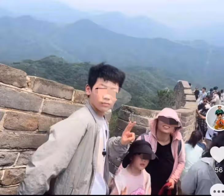 韋神帶堂姐一家爬長城，體能驚人！堂姐：工資自己保管 ，沒女朋友