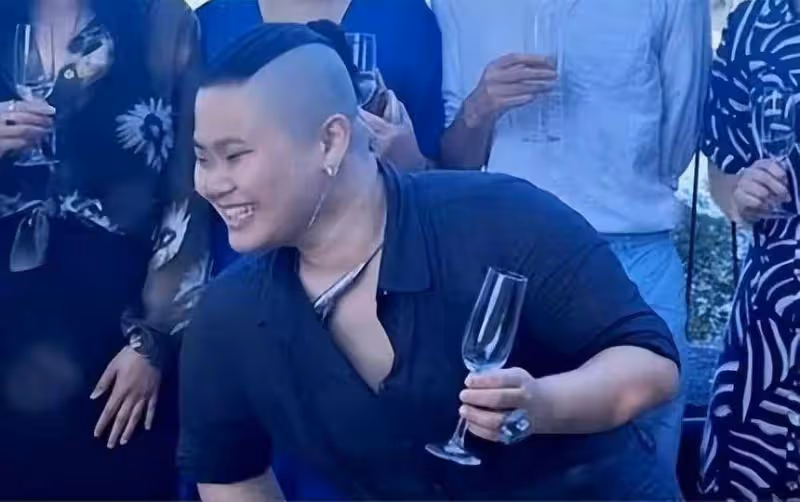 畢福劍女兒近照引熱議!剪朋克頭穿緊身褲,身材肥胖越來像男生!